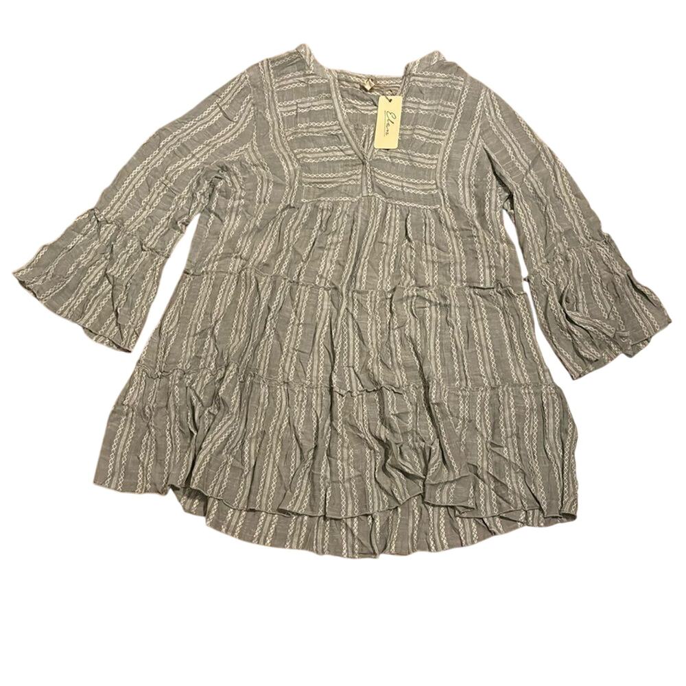 NWT Elan Women’s Gray Tiered Tunic Blouse Three quarter sleeve 1X
